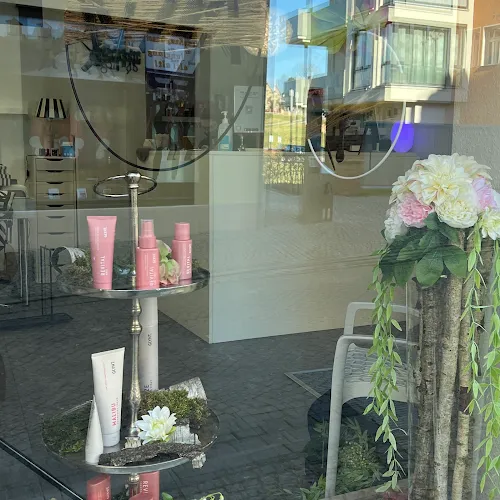 5 - Classic Hair & Beauty Lounge Inh.Manuela Skerka