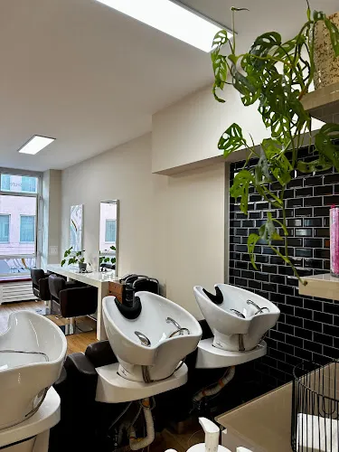 3 - Claudias Frisierstube (Claudia Erath)