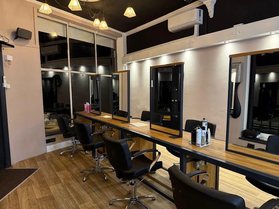 1 - Clemmies hair & beauty