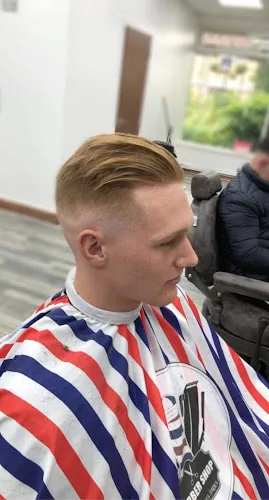 4 - Clipperz barber shop