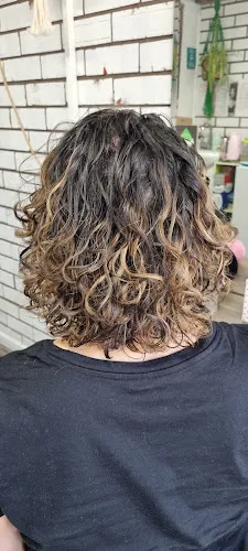 6 - Coastal Waves Hair Salon