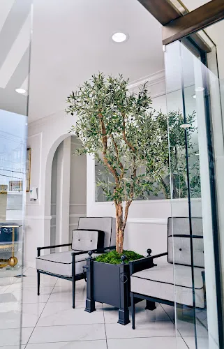 6 - Coco and Co Beauty Salon