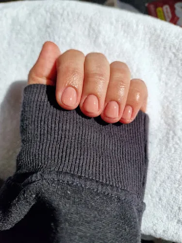 5 - Coco Nails Brixham