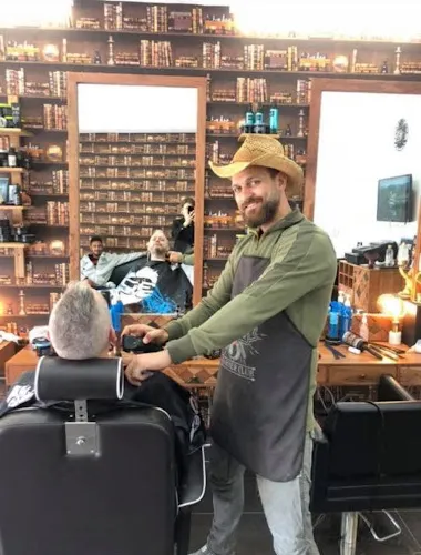 3 - Coffee Barbershop X3