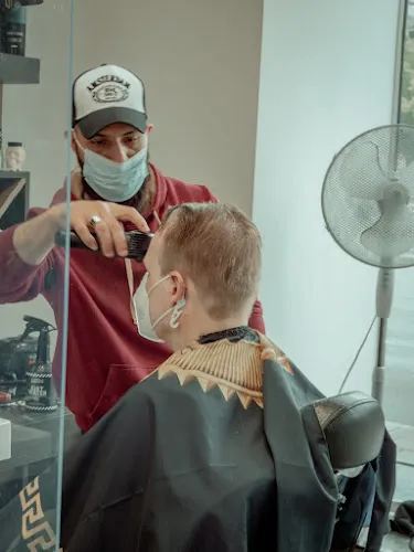 3 - Coiffeur Gülten