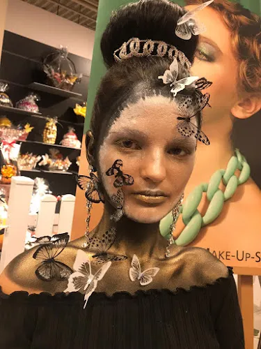 7 - Coiffeur Yasemin