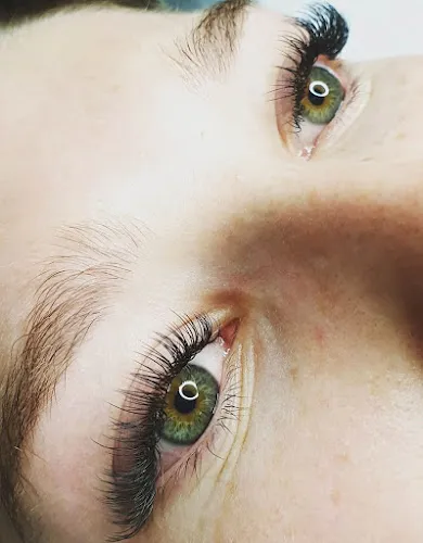 7 - Comachi Hair Salon