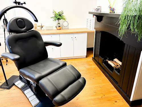 2 - Connies Hair Studio