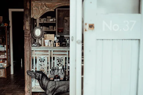 2 - Cosmetic Sister Sydney