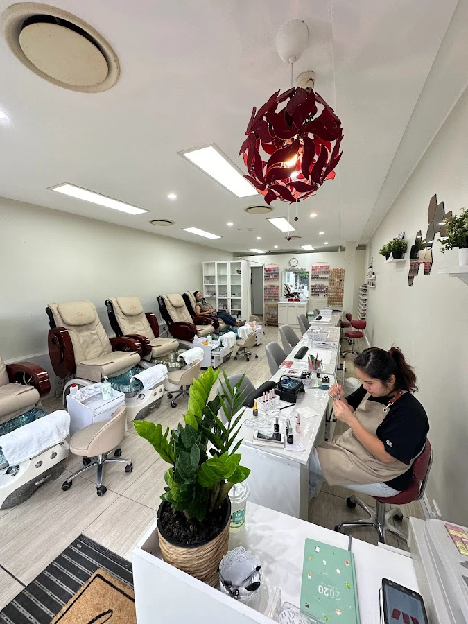 1 - Cozy Nails Brisbane City