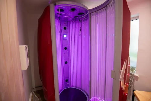 3 - Crazy Cuts Hair Salon