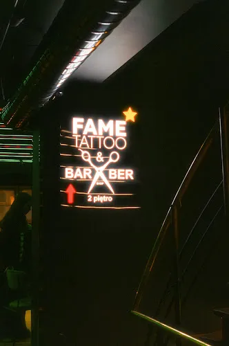 3 - Crazy Salon. Zakład fryzjerski. Lorens D.