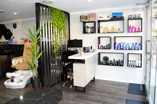 3 - Creative Colourful Nails & Beauty