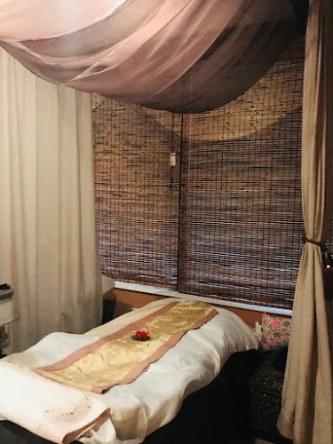 5 - Crystal Palace Beauty