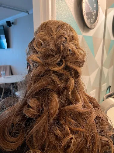 4 - Curls Just Wanna Have Fun