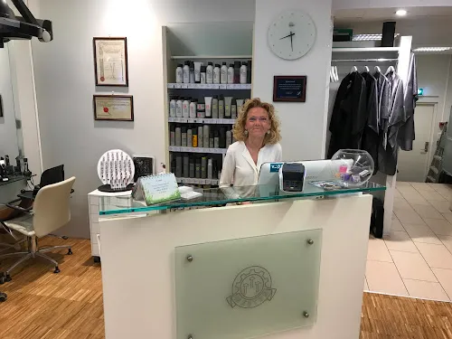 7 - Cut & Care Hairdressing