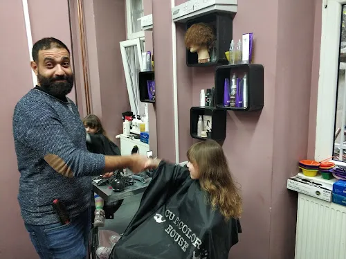 5 - Cut & Color House (By Beyazgül)