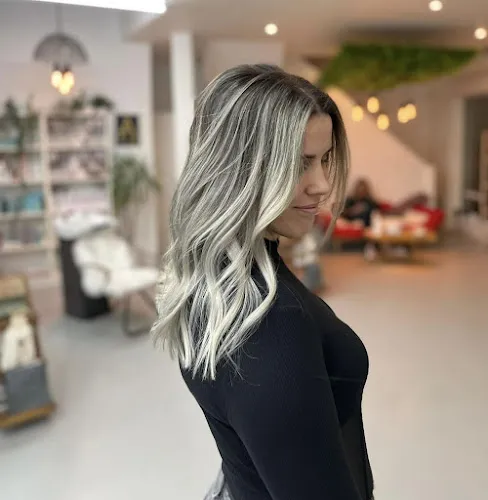 5 - Cut And Color V/anette Madsen