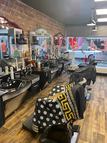 3 - CUT EDGE BARBERS