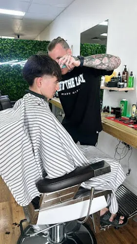 4 - Cutting Crew for Men