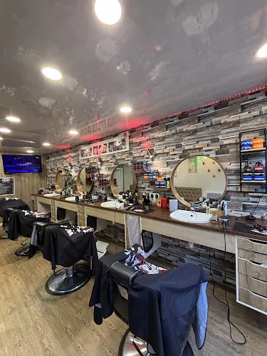 4 - Cutting Edge Hair Design