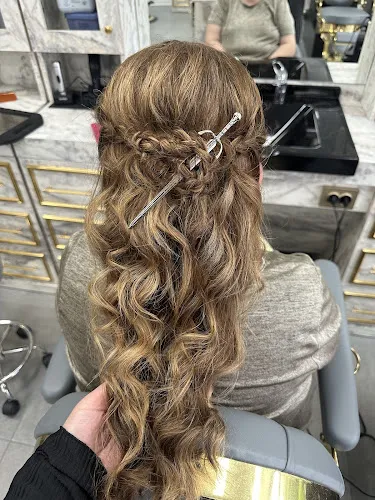 7 - CYA-Friseursalon