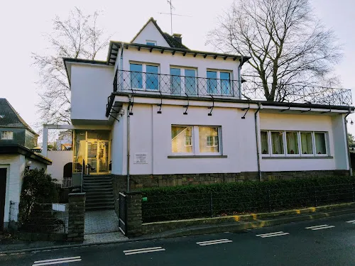 3 - D. Bacik-Bücher