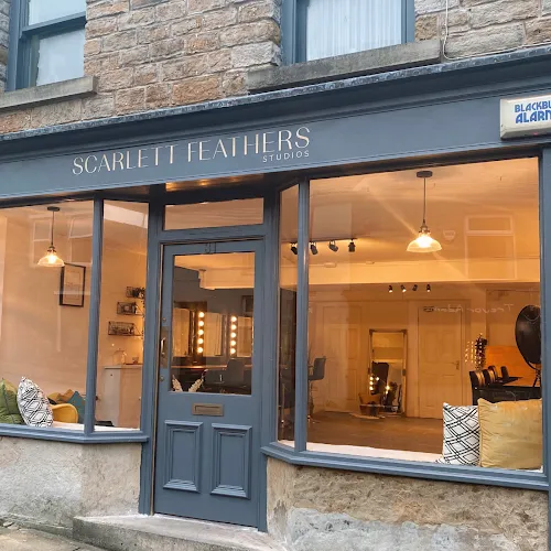 4 - Dark Glow Tanning Studio