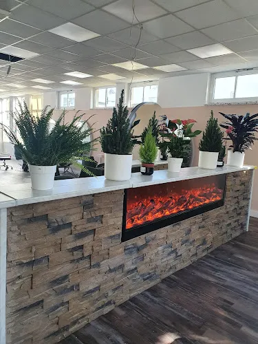 4 - Daroliya Friseur & Barber Shop