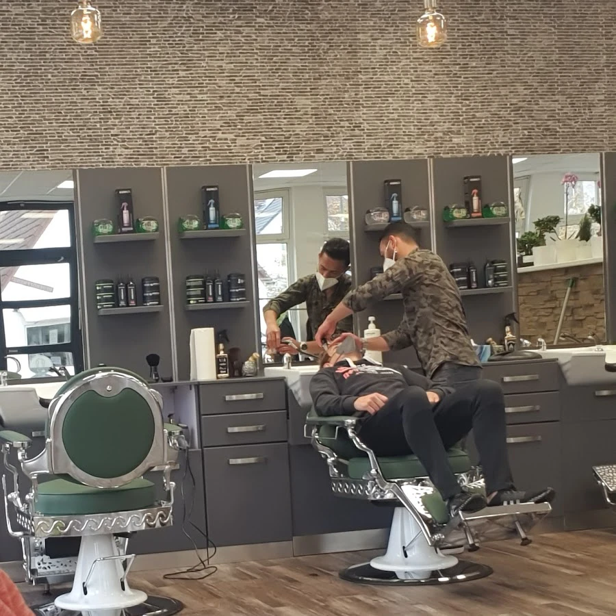 1 - Daroliya Friseur & Barber Shop