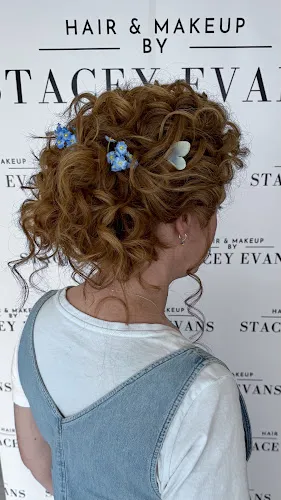 7 - Darren Bunch Hairdressing