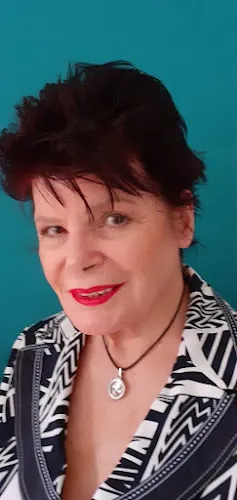 1 - Dawn Cragg MBE. Micropigmentation Training & Equipment Centre Ltd (MTEC).