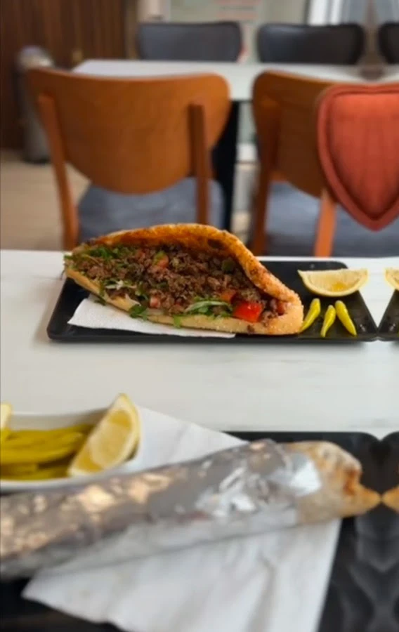 1 - dede Kebab Lounge