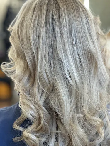 8 - Dee Vaughan’s Hair Salon