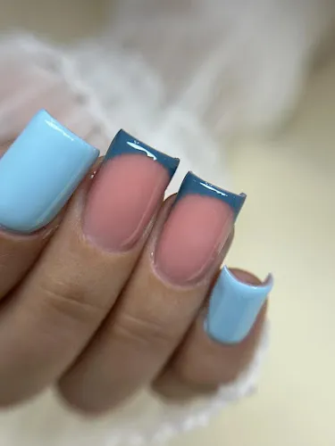 7 - Deer Nails STUDIO