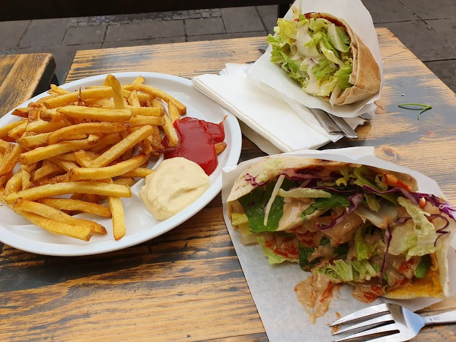 1 - Demets Döner Kebap & Pizza Türkische Spezialitäten