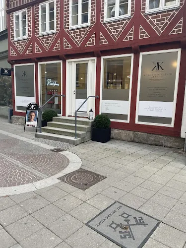 3 - Den Gyldne Saks / Rifai