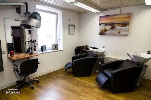 4 - Der Kleine Friseur