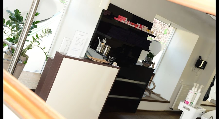 1 - Desidero Barber Shop