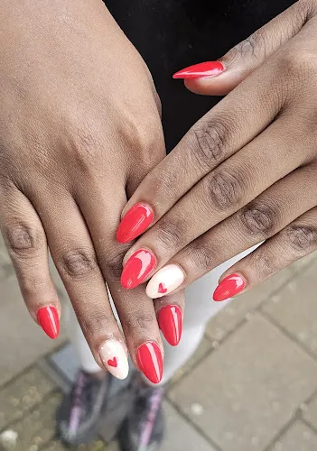 3 - Devon nails salon