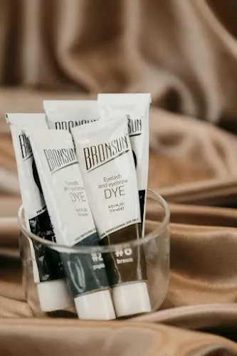 5 - Dhillonz hair and beauty salon