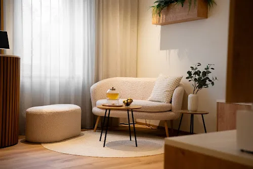 2 - Diamond Beauty & More