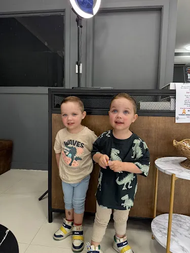 3 - Diamond Blade Barbers