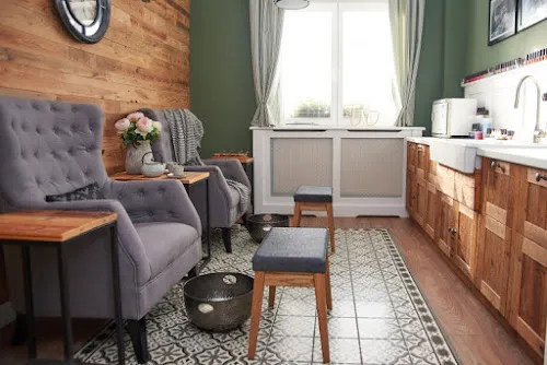 6 - DIANA I - Centrum kadeřnických a kosmetických služeb