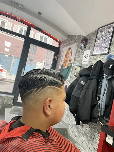 4 - Diar`s Barbershop