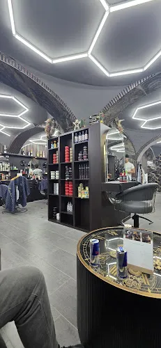 6 - Diar`s Barbershop