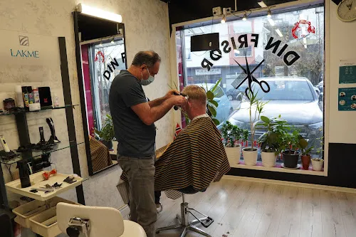 2 - Din Frisør