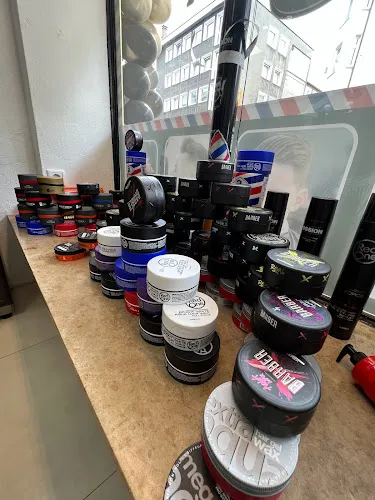 5 - Dino Barber Shop