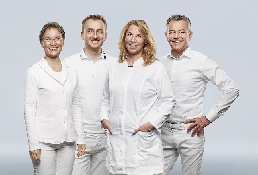 1 - Dipl.-Med. Gisela Girbardt