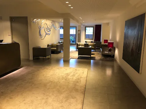 1 - Dipl.-Med. Viktor Leer